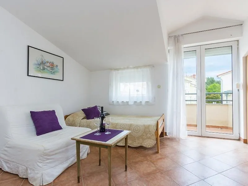 Catalina Apartments Medulin 3*,