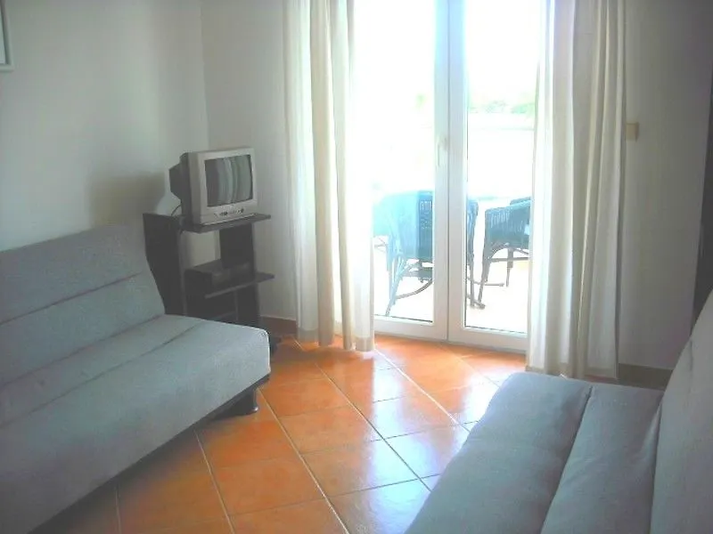 Catalina Apartments Медулин
