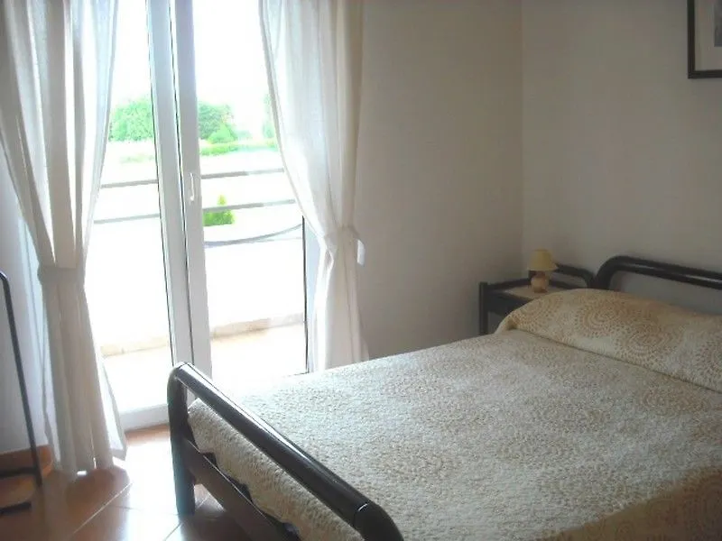 Catalina Apartments Медулин