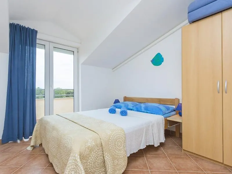 Catalina Apartments Медулин