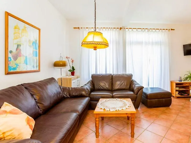 Catalina Apartments Медулин