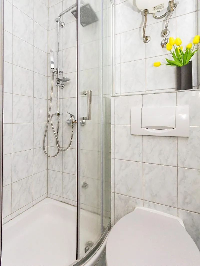 Catalina Apartments Медулин Отель
